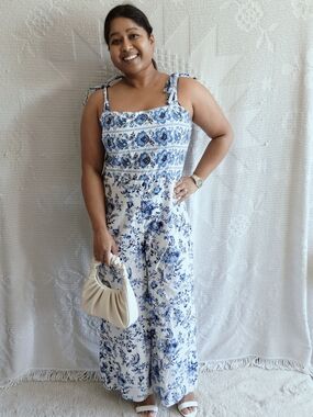 Francescas Blue White Floral Wide Leg Jumpsuit | Size XL | Tie Strap Coastal